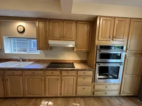 Kitchen - 905 6th Ave E, Kalispell, MT 59901 photo 3 of 4