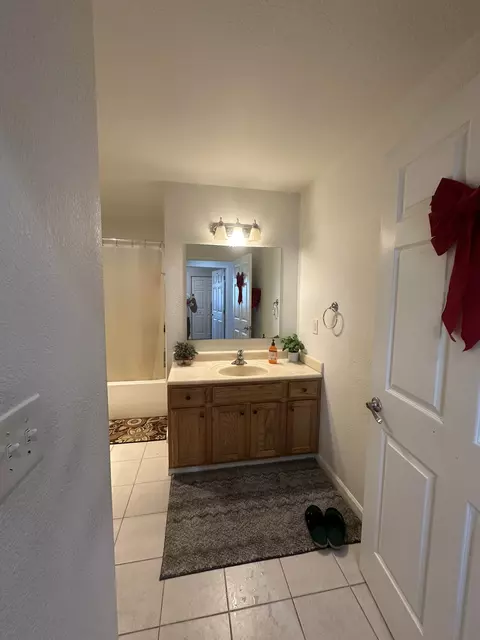 Bath - 905 6th Ave E, Kalispell, MT 59901 photo 8 of 8