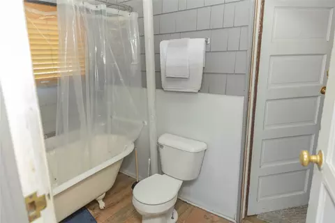 Bath - 203 Balsam St, Libby, MT 59923 photo 1 of 1