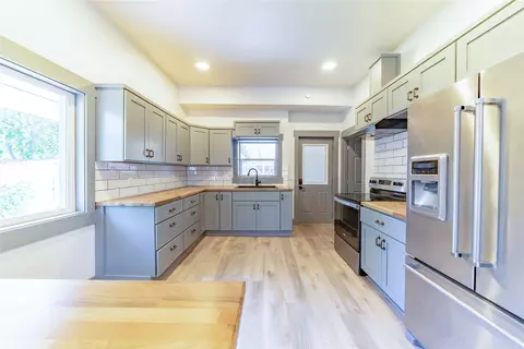 Kitchen - 130 10th St E, Kalispell, MT 59901 photo 1 of 1