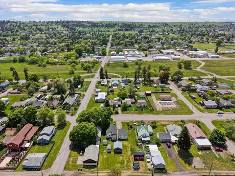 View/Area - 609 6th Ave E, Polson, MT 59860 photo 9 of 11