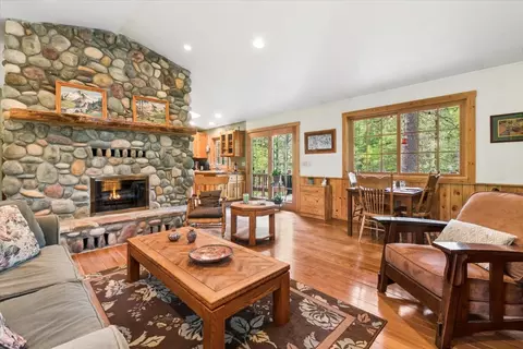 855 Hunter Ln, Columbia Falls, MT 59912