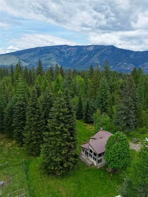 36 Forest Ln, Trout Creek, MT 59874