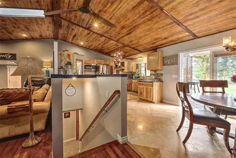 Entry Way - 6 Crazy Mountain Rd, Clancy, MT 59634 photo 4 of 6