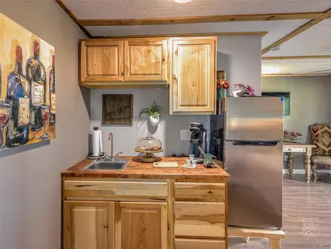 Kitchen - 6 Crazy Mountain Rd, Clancy, MT 59634 photo 6 of 6