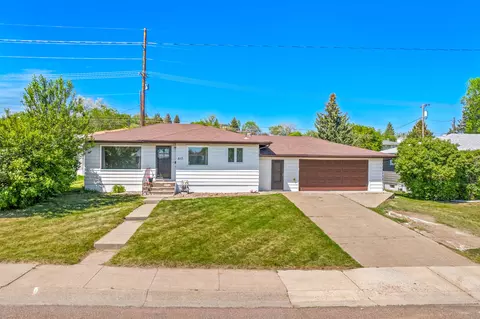 517 Riverview Dr E, Great Falls, MT 59404