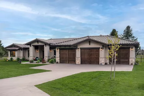 Exterior - 344 Chapman Ln, Bigfork, MT 59911 photo 3 of 8
