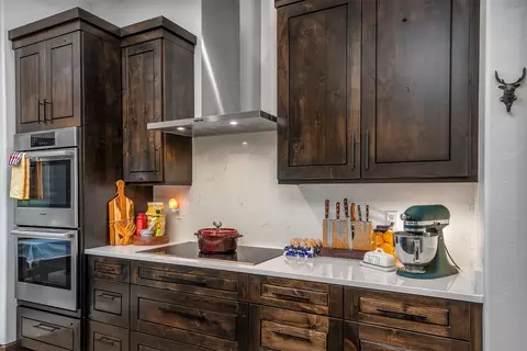 Kitchen - 344 Chapman Ln, Bigfork, MT 59911 photo 4 of 6