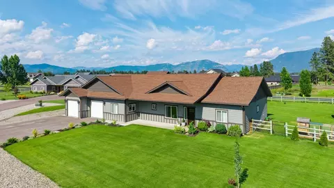 123 Country View Trl, Columbia Falls, MT 59912
