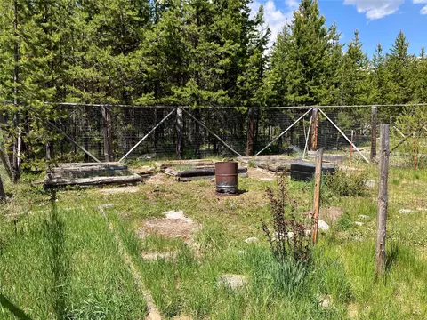 Exterior - 1606 N Fork Yaak Rd, Troy, MT 59935 photo 30 of 39