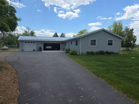 5574 Larson Ln, Florence, MT 59833