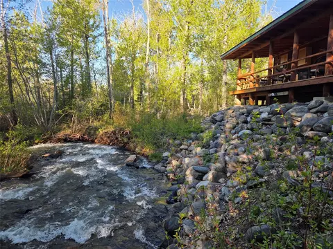 9 Booth Gulch Ln, Sheridan, MT 59749