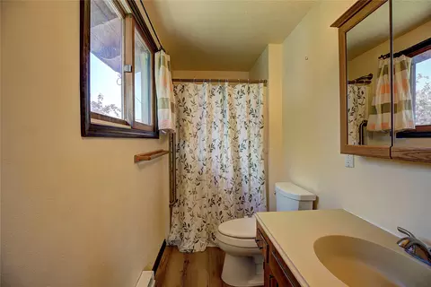 Bath - 1108 9th St E, Polson, MT 59860 photo 1 of 5