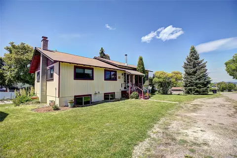 Exterior - 1108 9th St E, Polson, MT 59860 photo 8 of 14