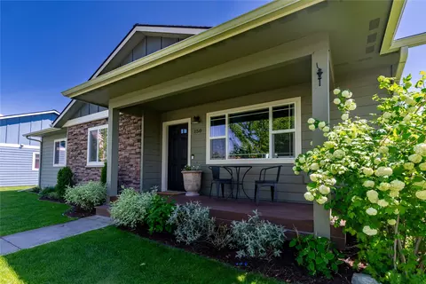 Exterior - 150 Short Pine Dr, Kalispell, MT 59901 photo 4 of 10