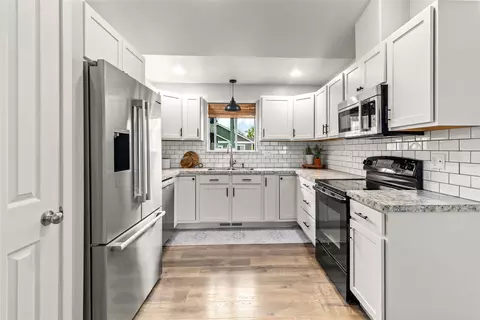 Kitchen - 150 Short Pine Dr, Kalispell, MT 59901 photo 2 of 2