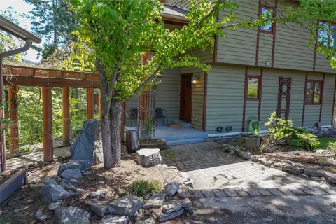 Exterior - 14458 Cherry Dr, Bigfork, MT 59911 photo 4 of 27