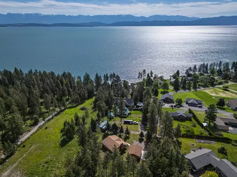 165 Pineview Dr, Lakeside, MT 59922 photo 2