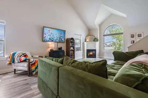 2 Empire Loop, Kalispell, MT 59901