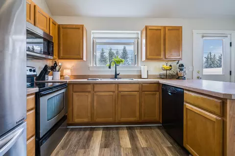 Kitchen - 2 Empire Loop, Kalispell, MT 59901 photo 1 of 2
