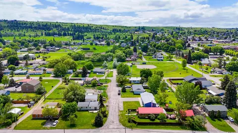View/Area - 1104 3rd St E, Polson, MT 59860 photo 5 of 6