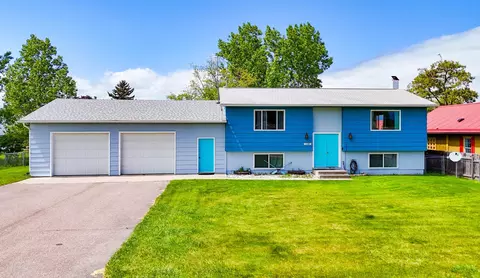 1104 3rd St E, Polson, MT 59860