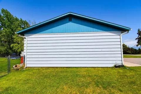 Exterior - 1104 3rd St E, Polson, MT 59860 photo 4 of 8