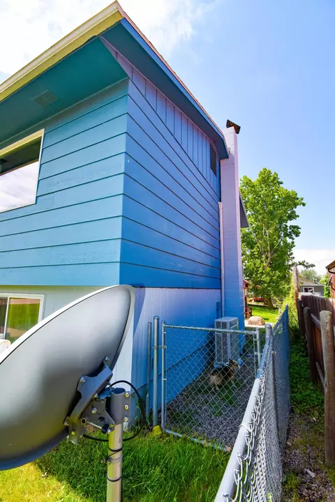 Exterior - 1104 3rd St E, Polson, MT 59860 photo 5 of 8