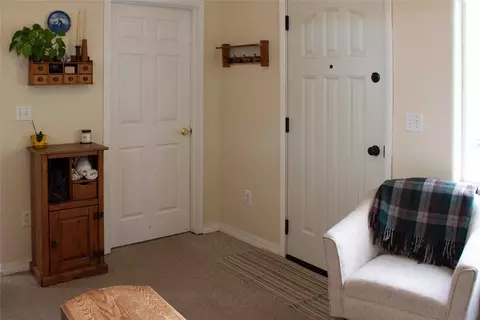 Entry Way - 118 2nd St N, Cascade, MT 59421 photo 1 of 5