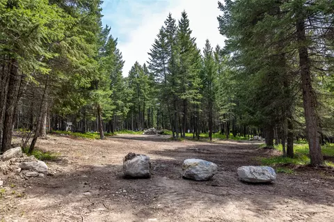 180 Squirrel Ln, Whitefish, MT 59937 photo 17