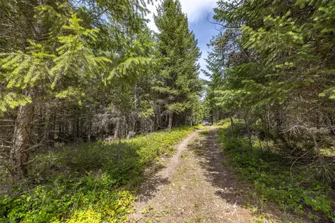 180 Squirrel Ln, Whitefish, MT 59937 photo 25