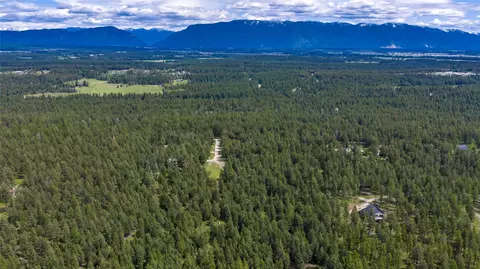 180 Squirrel Ln, Whitefish, MT 59937 photo 30