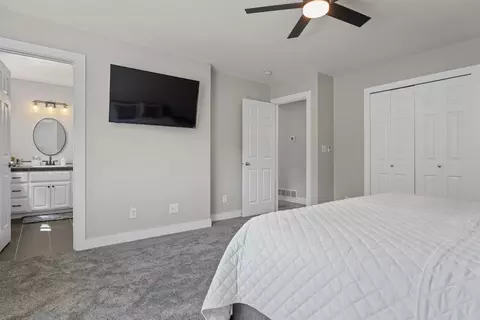 Bedroom - 21119 Handley Loop, Clinton, MT 59825 photo 2 of 7