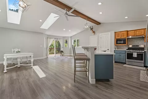 Entry Way - 21119 Handley Loop, Clinton, MT 59825 photo 1 of 1