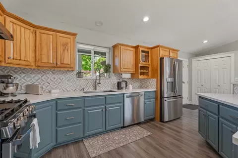 Kitchen - 21119 Handley Loop, Clinton, MT 59825 photo 1 of 3