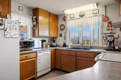Kitchen - 7 Vanover Dr, Townsend, MT 59644 photo 2 of 6