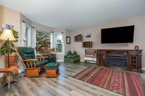 112 Obrien Ter #A, Bigfork, MT 59911
