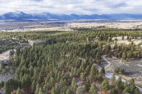 764 Lord Byron Trl, Hamilton, MT 59840
