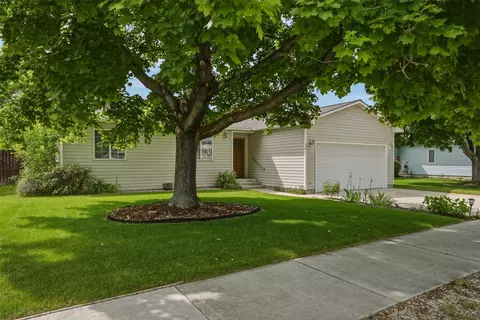 135 Alice Ave, Hamilton, MT 59840
