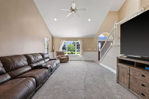 Living - 149 River View Dr, Kalispell, MT 59901 photo 2 of 3