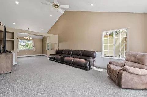 Living - 149 River View Dr, Kalispell, MT 59901 photo 1 of 3