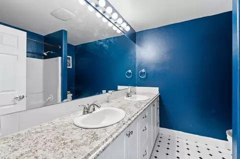Bath - 149 River View Dr, Kalispell, MT 59901 photo 3 of 4