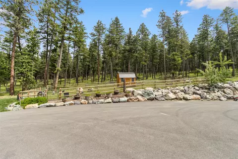 Exterior - 184 High Rd, Kalispell, MT 59901 photo 8 of 14