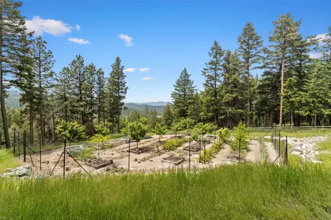 Exterior - 184 High Rd, Kalispell, MT 59901 photo 13 of 14