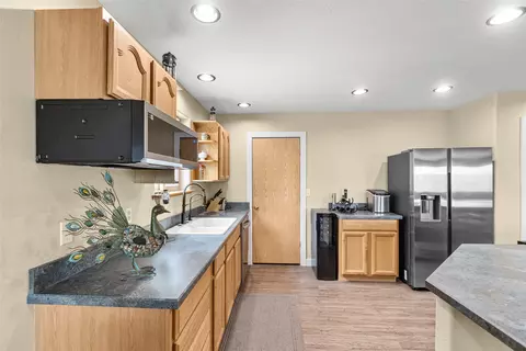 Kitchen - 184 High Rd, Kalispell, MT 59901 photo 6 of 8