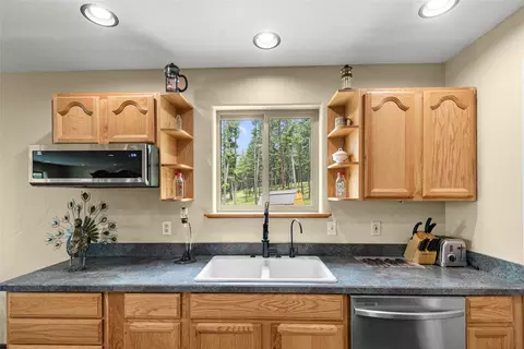Kitchen - 184 High Rd, Kalispell, MT 59901 photo 8 of 8