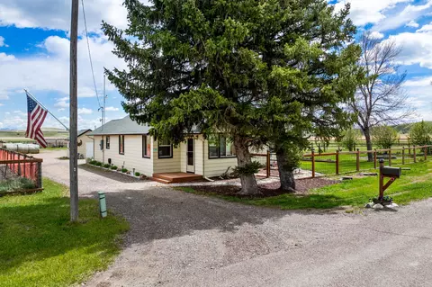 81 Eaton Ave, Great Falls, MT 59405