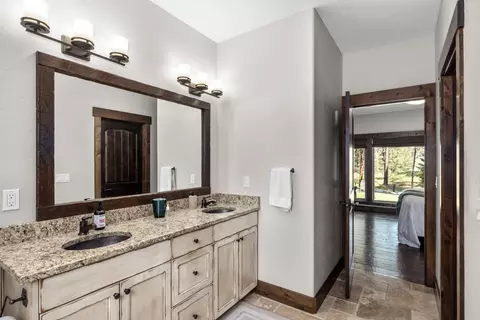 Bath - 731 Hoodoo Loop, Rexford, MT 59930 photo 2 of 5