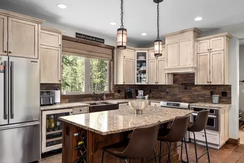 Kitchen - 731 Hoodoo Loop, Rexford, MT 59930 photo 1 of 6