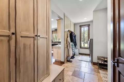Entry Way - 731 Hoodoo Loop, Rexford, MT 59930 photo 3 of 8